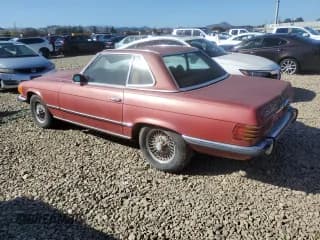 ✅ 1973 Mercedes-Benz SL • VIN: 10704412007864 • Лот: 90138915. Опубликован ранее на Copart с пробегом 84 752 миль. Бесплатный доступ к архиву аукционных продаж из США и подробный отчёт об истории автомобиля на DreamBid. Изображение 2.