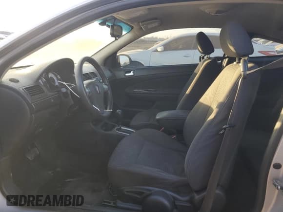 ✅ 2008 Pontiac G5 • VIN: 1G2AL18F387106086 • Лот: 91713345. Опубликован ранее на Copart с пробегом 179 291 миль. Бесплатный доступ к архиву аукционных продаж из США и подробный отчёт об истории автомобиля на DreamBid. Изображение 7.