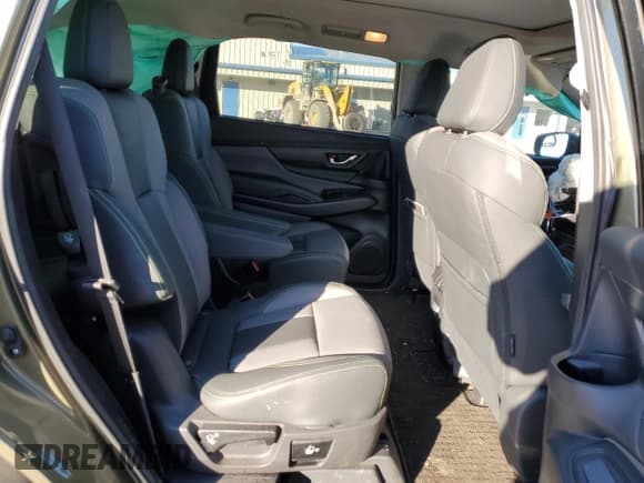 ✅ 2023 Subaru Ascent Onyx • VIN: 4S4WMAHD6P3436884 • Лот: 41654075. Опубликован ранее на Copart с пробегом 17 307 миль. Бесплатный доступ к архиву аукционных продаж из США и подробный отчёт об истории автомобиля на DreamBid. Изображение 11.