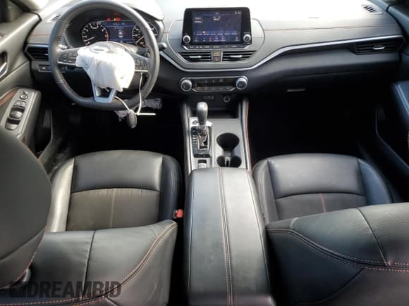 ✅ 2022 Nissan Altima SR • VIN: 1N4BL4CW3NN422917 • Lot: 63192035. Listed on Copart with 25,216 mi. Free auction sales archive from the USA and detailed vehicle history report at DreamBid. Image 8.