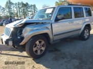 ✅ 2007 Jeep Commander Sport • VIN: 1J8HH48K77C587615 • Lot: 41149777. Wystawiony na IAAI z przebiegiem 167 871 mil. Bezpłatny archiwum sprzedaży aukcyjnych z USA i szczegółowy raport historii pojazdu na DreamBid. Zdjęcie 2.