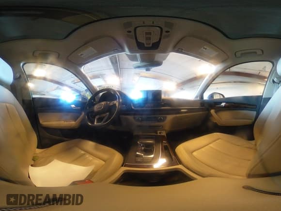 ✅ 2018 Audi Q5 Premium Plus • VIN: WA1BNBFY5J2030498 • Lot: 43563919. Wystawiony na IAAI z przebiegiem 85 754 mil. Bezpłatny archiwum sprzedaży aukcyjnych z USA i szczegółowy raport historii pojazdu na DreamBid. Zdjęcie 18.