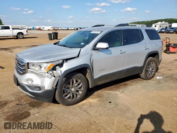✅ 2018 GMC Acadia SLT • VIN: 1GKKNMLA3JZ195213 • Lot: 82249145. Listed on Copart with 151,359 mi. Free auction sales archive from the USA and detailed vehicle history report at DreamBid. Image 1.