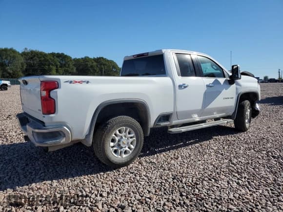 ✅ 2022 Chevrolet Silverado 2500HD • VIN: 1GC2YPEY3NF282308 • Lot: 85117865. Wystawiony na Copart z przebiegiem 186 322 mil. Bezpłatny archiwum sprzedaży aukcyjnych z USA i szczegółowy raport historii pojazdu na DreamBid. Zdjęcie 3.