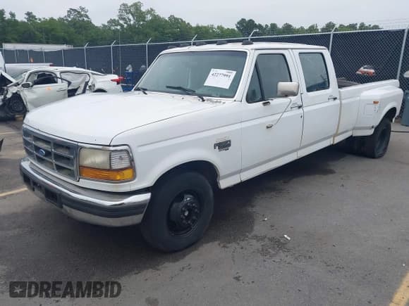 ✅ 1996 Ford F-350 • VIN: 1FTJW35F7TEB73460 • Lot: 42277991. Listed on IAAI with 361,893 mi. Free auction sales archive from the USA and detailed vehicle history report at DreamBid. Image 18.