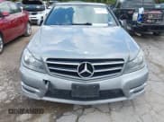 ✅ 2014 Mercedes-Benz C 250 Sport • VIN: WDDGF4HB5EA956477 • Lot: 43284807. Wystawiony na IAAI z przebiegiem 143 478 mil. Bezpłatny archiwum sprzedaży aukcyjnych z USA i szczegółowy raport historii pojazdu na DreamBid. Zdjęcie 6.