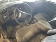 ✅ 2001 Chevrolet S-10 • VIN: 1GCCS145718259512 • Лот: 43996395. Опубликован ранее на Copart с пробегом 84 003 миль. Бесплатный доступ к архиву аукционных продаж из США и подробный отчёт об истории автомобиля на DreamBid. Изображение 8.