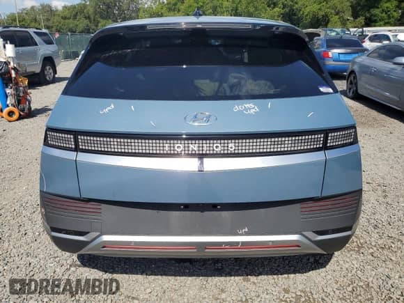 2022 Hyundai Ioniq 5 SEL z VIN KM8KN4AE7NU050692, wystawiony jako Copart lot #61981404 z przebiegiem 21 728 mil mil oraz Szkoda całkowita • Salvage title. Historia ofert i sprzedaży dostępna na DreamBid. Obrazek 6.