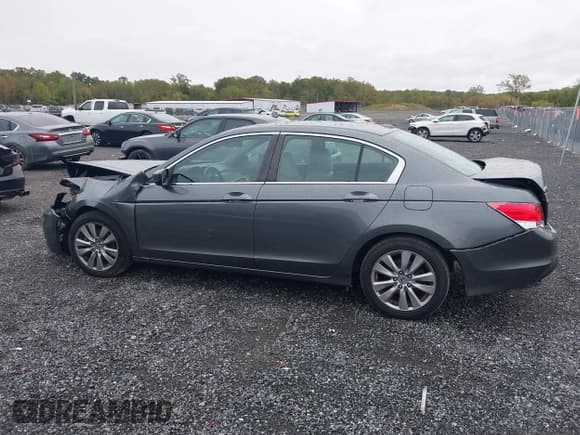 ✅ 2012 Honda Accord EX-L • VIN: 1HGCP2F89CA174764 • Lot: 43434363. Listed on IAAI with 181,947 mi. Free auction sales archive from the USA and detailed vehicle history report at DreamBid. Image 14.