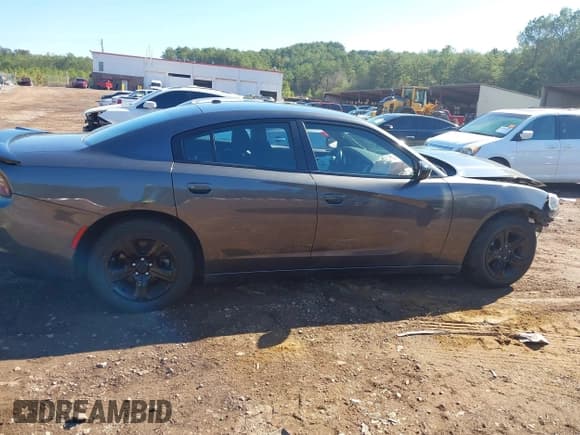 ✅ 2022 Dodge Charger SXT • VIN: 2C3CDXBG1NH239469 • Lot: 43579238. Listed on IAAI with 66,557 mi. Free auction sales archive from the USA and detailed vehicle history report at DreamBid. Image 13.