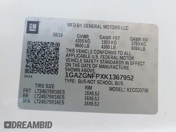 ✅ 2019 Chevrolet Express Passenger LS • VIN: 1GAZGNFPXK1367952 • Lot: 43230880. Listed on IAAI with 34,146 mi. Free auction sales archive from the USA and detailed vehicle history report at DreamBid. Image 9.