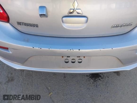 ✅ 2018 Mitsubishi Mirage ES • VIN: ML32A3HJ8JH003318 • Лот: 43927052. Опубликован ранее на IAAI с пробегом 84 799 миль. Бесплатный доступ к архиву аукционных продаж из США и подробный отчёт об истории автомобиля на DreamBid. Изображение 6.