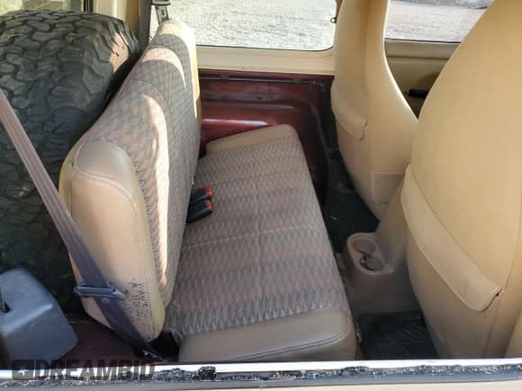 ✅ 2001 Jeep Wrangler Sahara • VIN: 1J4FA59S01P311648 • Lot: 89441105. Listed on Copart with 261,999 mi. Free auction sales archive from the USA and detailed vehicle history report at DreamBid. Image 10.