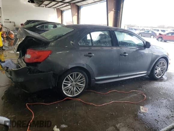 ✅ 2011 Suzuki Kizashi SLS Sport • VIN: JS2RF9A83B6110349 • Lot: 88134265. Listed on Copart with 127,505 mi. Free auction sales archive from the USA and detailed vehicle history report at DreamBid. Image 3.