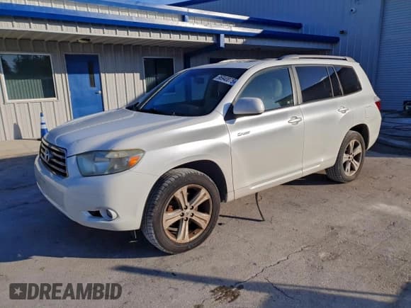 ✅ 2009 Toyota Highlander Sport • VIN: JTEES43A692113301 • Lot: 96940075. Listed on Copart with 193,453 mi. Free auction sales archive from the USA and detailed vehicle history report at DreamBid. Image 1.