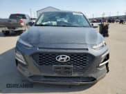 ✅ 2020 Hyundai Kona SE • VIN: KM8K12AAXLU501902 • Лот: 71649954. Опубликован ранее на Copart с пробегом 110 338 миль. Бесплатный доступ к архиву аукционных продаж из США и подробный отчёт об истории автомобиля на DreamBid. Изображение 5.