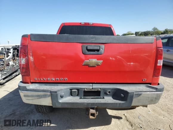 ✅ 2007 Chevrolet Silverado 2500HD 1LT • VIN: 1GCHK23617F522118 • Lot: 76400054. Wystawiony na Copart z przebiegiem 316 827 mil. Bezpłatny archiwum sprzedaży aukcyjnych z USA i szczegółowy raport historii pojazdu na DreamBid. Zdjęcie 6.