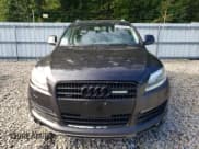 ✅ 2007 Audi Q7 Premium • VIN: WA1BV74L47D088989 • Lot: 81415255. Wystawiony na Copart z przebiegiem 138 748 mil. Bezpłatny archiwum sprzedaży aukcyjnych z USA i szczegółowy raport historii pojazdu na DreamBid. Zdjęcie 5.