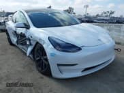 ✅ 2021 Tesla Model 3 Long Range • VIN: 5YJ3E1EB4MF010097 • Lot: 41546083. Wystawiony na IAAI z przebiegiem 128 710 mil. Bezpłatny archiwum sprzedaży aukcyjnych z USA i szczegółowy raport historii pojazdu na DreamBid. Zdjęcie 1.