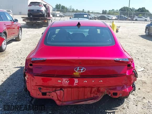 2021 Hyundai Sonata SE with VIN 5NPEG4JA1MH118387, listed as a IAAI auction lot 43097281 with 48,979 mi miles and . Bid and sale history available at DreamBid. Image 17.