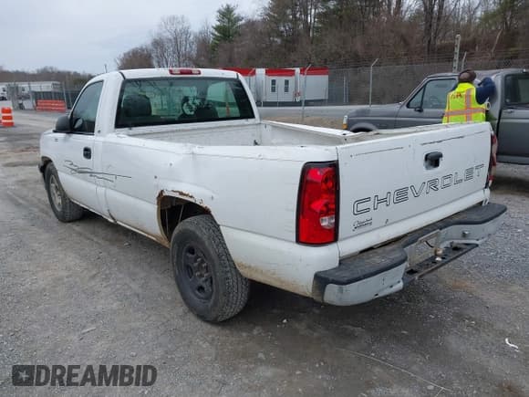 ✅ 2005 Chevrolet Silverado 1500 Work Truck • VIN: 1GCEC14XX5Z340818 • Лот: 41729984. Опубликован ранее на IAAI с пробегом 191 704 миль. Бесплатный доступ к архиву аукционных продаж из США и подробный отчёт об истории автомобиля на DreamBid. Изображение 3.