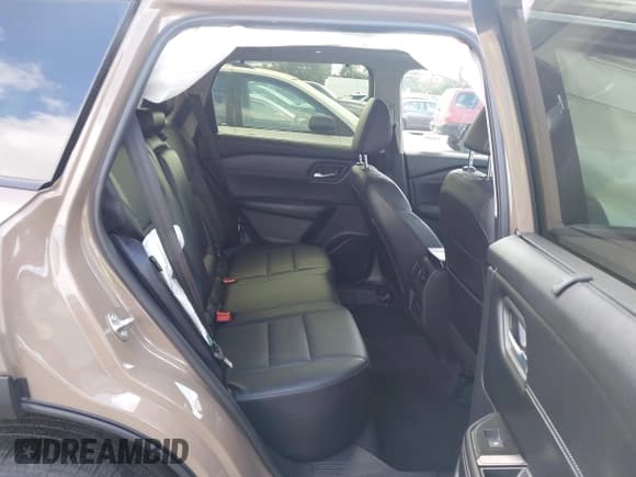 ✅ 2025 Nissan Rogue SV • VIN: JN8BT3BA8SW005703 • Lot: 43405210. Listed on IAAI with 7,122 mi. Free auction sales archive from the USA and detailed vehicle history report at DreamBid. Image 8.