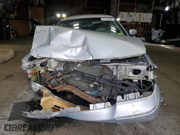 ✅ 2001 Mercury Grand Marquis LS • VIN: 2MEFM75W81X603977 • Лот: 64108865. Опубликован ранее на Copart с пробегом 187 153 миль. Бесплатный доступ к архиву аукционных продаж из США и подробный отчёт об истории автомобиля на DreamBid. Изображение 5.