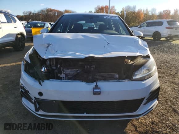 ✅ 2019 Volkswagen Golf GTI S • VIN: 3VW5T7AU0KM020351 • Lot: 90244595. Wystawiony na Copart z przebiegiem 87 937 mil. Bezpłatny archiwum sprzedaży aukcyjnych z USA i szczegółowy raport historii pojazdu na DreamBid. Zdjęcie 5.