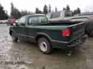 2002 Chevrolet S-10 LS with VIN 1GCCS14WX28227485, listed as a Copart auction lot 87119554 with 125,873 mi miles and Clean title. Bid and sale history available at DreamBid. Image 2.