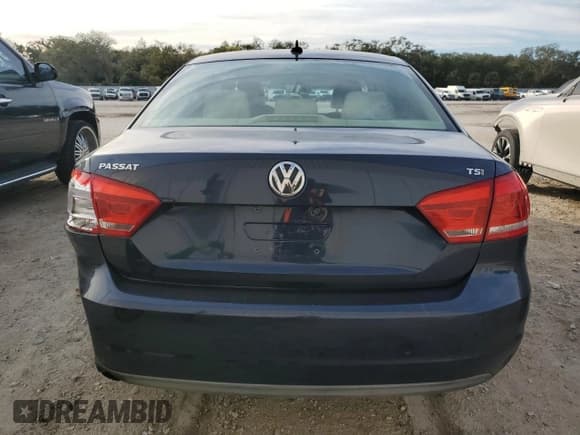 ✅ 2014 Volkswagen Passat Wolfsburg Edition • VIN: 1VWAT7A35EC115077 • Lot: 89393315. Listed on Copart with 107,092 mi. Free auction sales archive from the USA and detailed vehicle history report at DreamBid. Image 6.