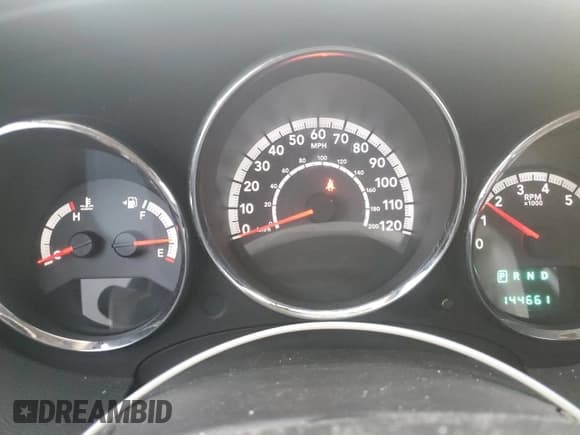 ✅ 2010 Dodge Caliber SXT • VIN: 1B3CB4HA1AD550315 • Лот: 78753204. Опубликован ранее на Copart с пробегом 144 661 миль. Бесплатный доступ к архиву аукционных продаж из США и подробный отчёт об истории автомобиля на DreamBid. Изображение 9.