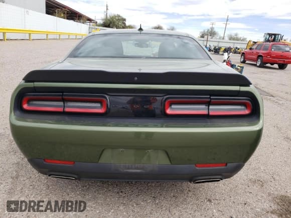 ✅ 2020 Dodge Challenger SXT • VIN: 2C3CDZAGXLH105926 • Lot: 43857483. Wystawiony na Copart z przebiegiem 45 593 mil. Bezpłatny archiwum sprzedaży aukcyjnych z USA i szczegółowy raport historii pojazdu na DreamBid. Zdjęcie 6.