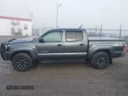 ✅ 2015 Toyota Tacoma • VIN: 3TMLU4EN7FM201302 • Lot: 41666606. Listed on IAAI with 200,504 mi. Free auction sales archive from the USA and detailed vehicle history report at DreamBid. Image 15.