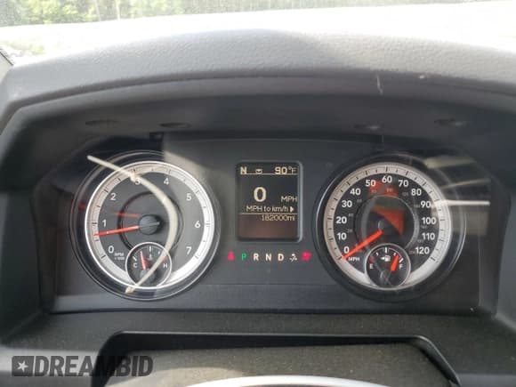 ✅ 2015 Ram 2500 SLT • VIN: 3C6TR4DT4FG573333 • Lot: 54758515. Wystawiony na Copart z przebiegiem 182 000 mil. Bezpłatny archiwum sprzedaży aukcyjnych z USA i szczegółowy raport historii pojazdu na DreamBid. Zdjęcie 9.