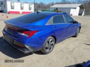 ✅ 2024 Hyundai Elantra SEL • VIN: KMHLS4DG3RU769454 • Lot: 41838085. Wystawiony na IAAI z przebiegiem 11 520 mil. Bezpłatny archiwum sprzedaży aukcyjnych z USA i szczegółowy raport historii pojazdu na DreamBid. Zdjęcie 4.