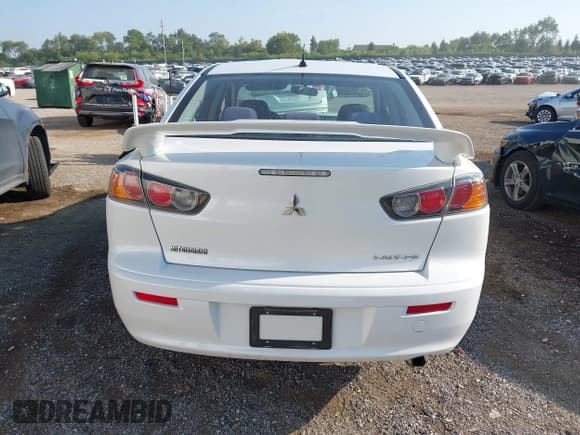 ✅ 2016 Mitsubishi Lancer ES • VIN: JA32U2FU3GU001907 • Лот: 42945379. Опубликован ранее на IAAI с пробегом 104 466 миль. Бесплатный доступ к архиву аукционных продаж из США и подробный отчёт об истории автомобиля на DreamBid. Изображение 15.