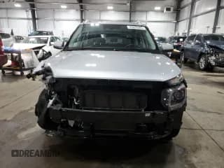 ✅ 2023 Hyundai Venue Limited • VIN: KMHRC8A32PU212693 • Lot: 43320385. Listed on Copart with 12,590 mi. Free auction sales archive from the USA and detailed vehicle history report at DreamBid. Image 5.