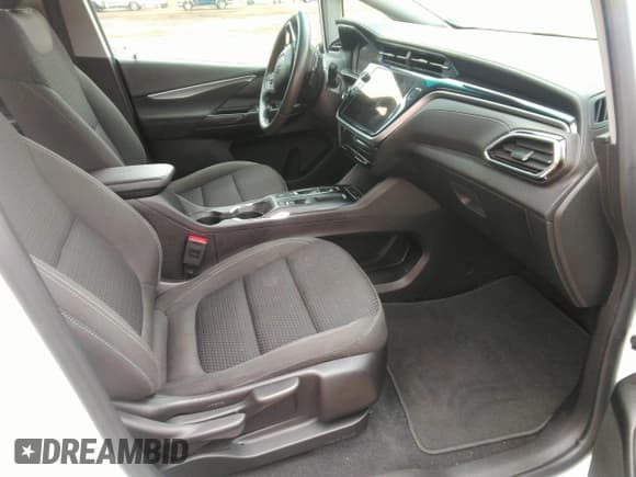 ✅ 2023 Chevrolet Bolt EV 1LT • VIN: 1G1FW6S03P4120721 • Lot: 43049889. Listed on IAAI with 31,128 mi. Free auction sales archive from the USA and detailed vehicle history report at DreamBid. Image 5.