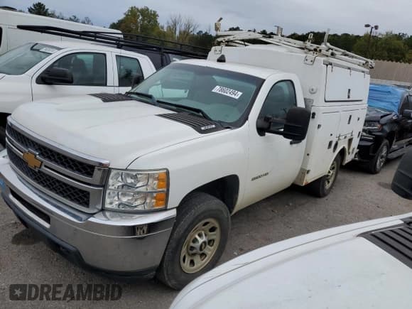 ✅ 2012 Chevrolet Silverado 2500HD Work Truck • VIN: 1GB0CVCG3CF189861 • Lot: 81799554. Listed on Copart with 145,175 mi. Free auction sales archive from the USA and detailed vehicle history report at DreamBid. Image 1.