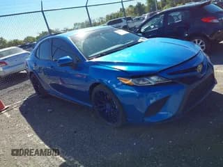 ✅ 2019 Toyota Camry SE • VIN: 4T1B11HK1KU173602 • Lot: 43279880. Listed on IAAI with 102,305 mi. Free auction sales archive from the USA and detailed vehicle history report at DreamBid. Image 1.