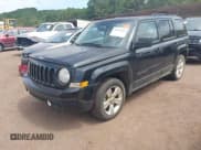 ✅ 2013 Jeep Patriot Latitude • VIN: 1C4NJPFA2DD141016 • Лот: 42811264. Опубликован ранее на IAAI с пробегом 155 860 миль. Бесплатный доступ к архиву аукционных продаж из США и подробный отчёт об истории автомобиля на DreamBid. Изображение 2.