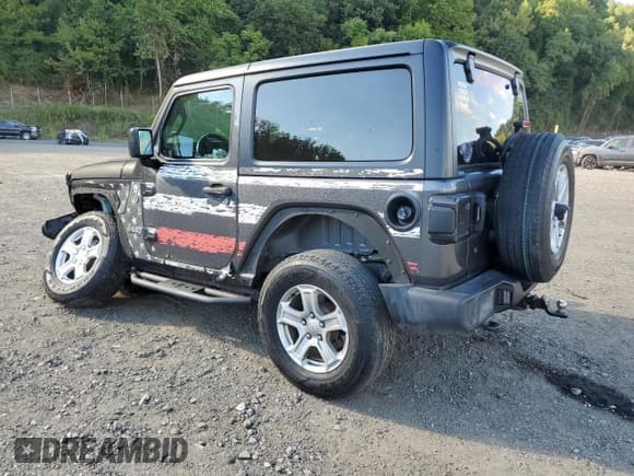 ✅ 2020 Jeep Wrangler Sport S • VIN: 1C4GJXAN6LW228584 • Lot: 71354105. Listed on Copart with 106,166 mi. Free auction sales archive from the USA and detailed vehicle history report at DreamBid. Image 2.