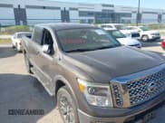 ✅ 2019 Nissan Titan Pro-4X • VIN: 1N6AA1E51KN532159 • Lot: 43380033. Wystawiony na IAAI z przebiegiem 157 340 mil. Bezpłatny archiwum sprzedaży aukcyjnych z USA i szczegółowy raport historii pojazdu na DreamBid. Zdjęcie 6.