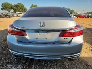 ✅ 2017 Honda Accord EX-L • VIN: 1HGCR3F00HA045071 • Лот: 84470415. Опубликован ранее на Copart с пробегом Не указан. Бесплатный доступ к архиву аукционных продаж из США и подробный отчёт об истории автомобиля на DreamBid. Изображение 6.