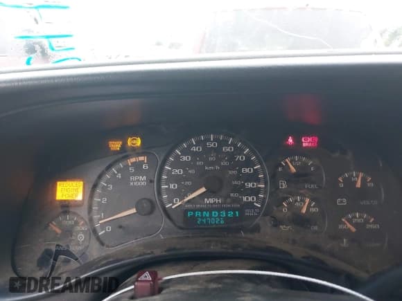 ✅ 2002 GMC Sierra 2500HD SLE • VIN: 1GTHC23G32F248838 • Lot: 42445749. Listed on IAAI with 247,026 mi. Free auction sales archive from the USA and detailed vehicle history report at DreamBid. Image 7.