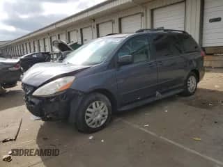 2009 Toyota Sienna LE z VIN 5TDZK23C29S287449, wystawiony jako Copart lot #81844665 z przebiegiem 110 099 mil mil oraz Szkoda całkowita • Salvage title. Historia ofert i sprzedaży dostępna na DreamBid. Obrazek 1.