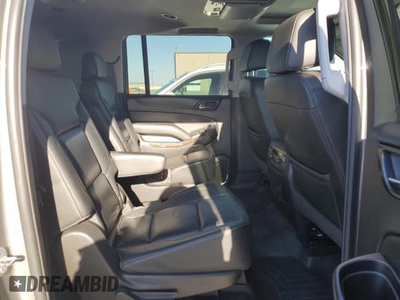 ✅ 2017 Chevrolet Suburban LT • VIN: 1GNSCHKC1HR263750 • Lot: 86452855. Listed on Copart with 183,536 mi. Free auction sales archive from the USA and detailed vehicle history report at DreamBid. Image 11.