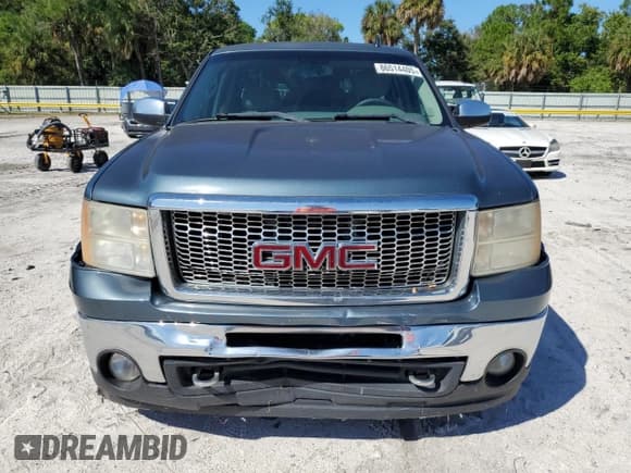 ✅ 2011 GMC Sierra 1500 SLE • VIN: 1GTR1VE05BZ181492 • Lot: 86514405. Wystawiony na Copart z przebiegiem 193 611 mil. Bezpłatny archiwum sprzedaży aukcyjnych z USA i szczegółowy raport historii pojazdu na DreamBid. Zdjęcie 5.