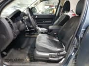 ✅ 2011 Mazda Tribute Grand Touring • VIN: 4F2CY9GG2BKM00064 • Lot: 38744164. Wystawiony na Copart z przebiegiem 161 867 mil. Bezpłatny archiwum sprzedaży aukcyjnych z USA i szczegółowy raport historii pojazdu na DreamBid. Zdjęcie 7.