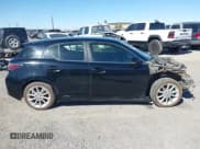 ✅ 2012 Lexus CT 200h Premium • VIN: JTHKD5BHXC2065362 • Lot: 43389385. Wystawiony na IAAI z przebiegiem Nie podano. Bezpłatny archiwum sprzedaży aukcyjnych z USA i szczegółowy raport historii pojazdu na DreamBid. Zdjęcie 14.